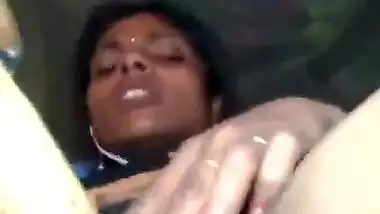 Desi Hot Bhabhi with belon