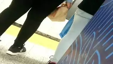 phat booty indian lady