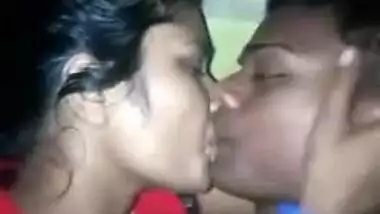 Indian lovers cuddle in bed before boy gets access to teen's XXX nipple