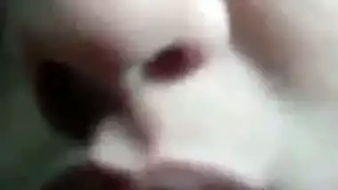 Hijab girl opens bra and round boobs show on cam