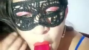 ASMR En Español - Colombiana Puta De Ojos Verdes Hindo Latina De Cameltoe Gigante Se Masturba Con Un Fan Por Video Llamada Desi BhaBhi Colombian Latin