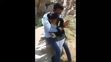 Amateur Orissa college girl outdoor kissing mms scandal with lover