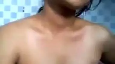 Boyfriend bored Desi teen so she wanted to experiment exposing XXX tits