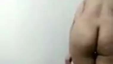 Sexy Paki Girl Showing Her Big Ass and Pussy 2 clips part 2