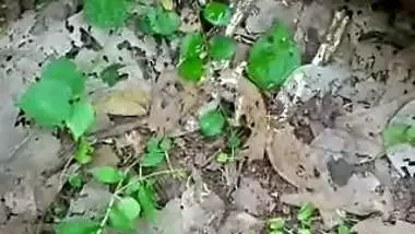 Village lady experiencing desi outdoor sex in the jungle