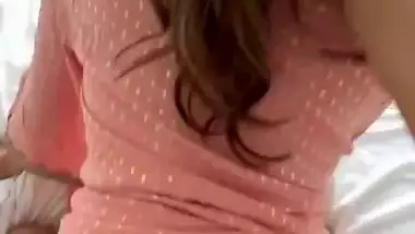 Guy bangs a Lahore babe on a video call in Pakistani porn