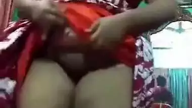 Desi Unsatisfied Married Bhabi Showing Her Big Ass And Pussy For Husband