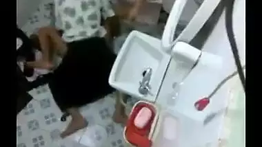 Indian porn video of sexy desi girl caught on