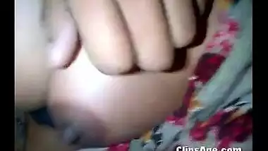 Malayali aunt showing off her tits for you to indulge in fantasy