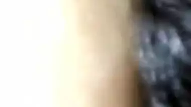 Desi tries to hide XXX body parts as boyfriend captures her in the nude