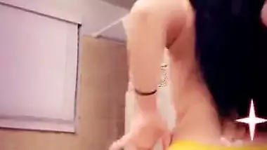 Such A Beautiful Girl showing her Beautiful Figure in Selfie Clip, Shaking her Ass