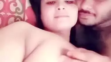 Lovelace kisses Desi sex girlfriend with amazing XXX melons in the bed