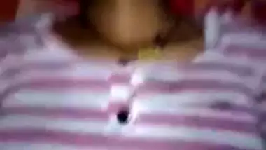 Sweet Desi chick gets her mouth and XXX pussy nailed by horny guy