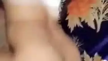 Young Desi XXX wife gets fucked from behind by her horny husband MMS