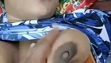 Big boobs mallu hot friend wife in viral sex affair