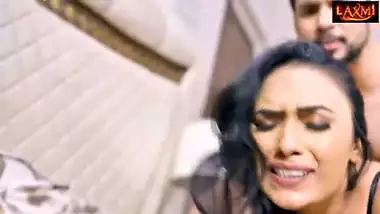 Indian beautiful Desi milf bhabi fucked by her husband real hardcore amateur doggy style Hindi sex video.