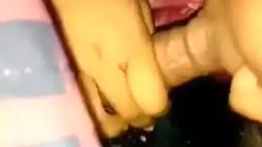 Bangla sex video of a girl sucking a dick with soft lips