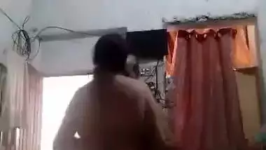 Desi local sex of an aunty fucking her father-in-law