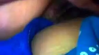 Village XXX artists satisfy horny MMS watchers who need Desi to pee