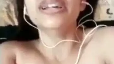 Desi porn of a naked Chennai girl masturbating on a video call