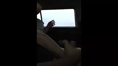 Pakistani sex video of Muslim Karachi girl outdoor sex in car