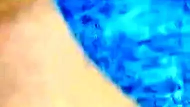 XXX video of Desi girl who gives XXX hole to lover for defloration