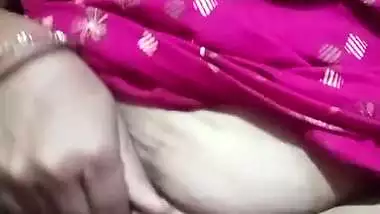 Mature aunty fat pussy desi fingering viral MMS