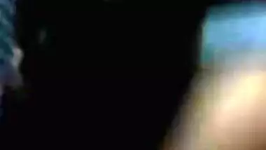 Indian bares her XXX boobies and wears a bra for close-up sex video